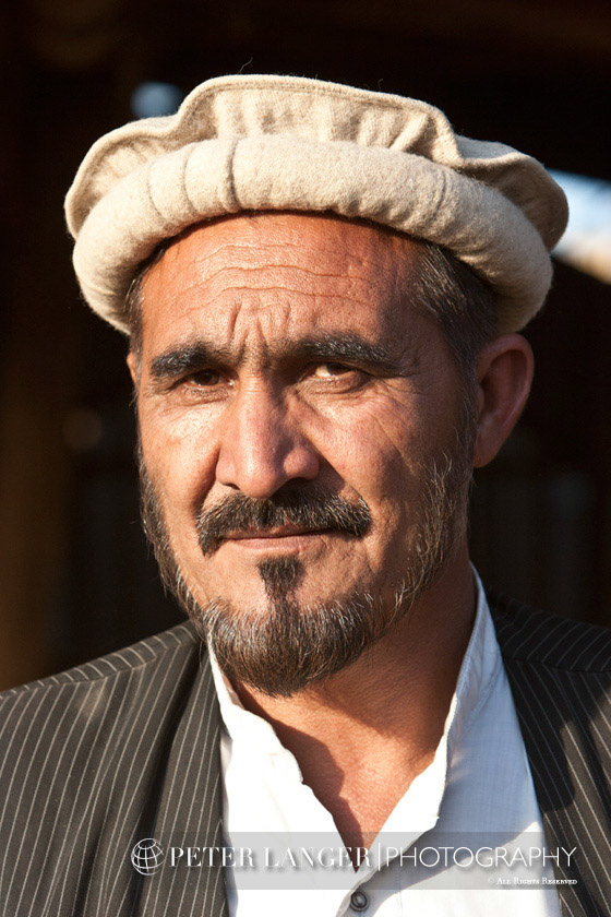 %_tempFileNameportraits052%